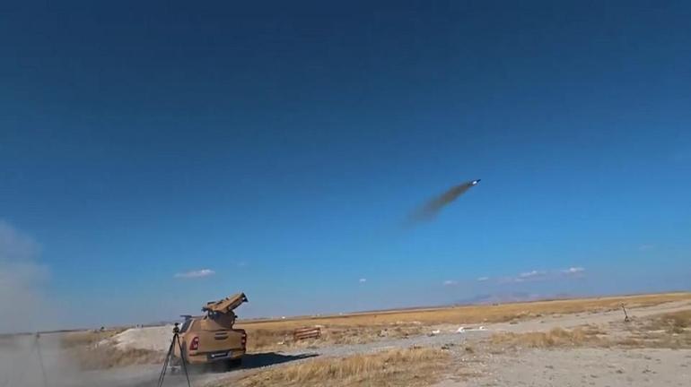 ROKETSANın KARAOK tanksavar füzesinden başarılı vuruş