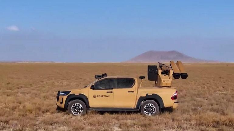 ROKETSANın KARAOK tanksavar füzesinden başarılı vuruş