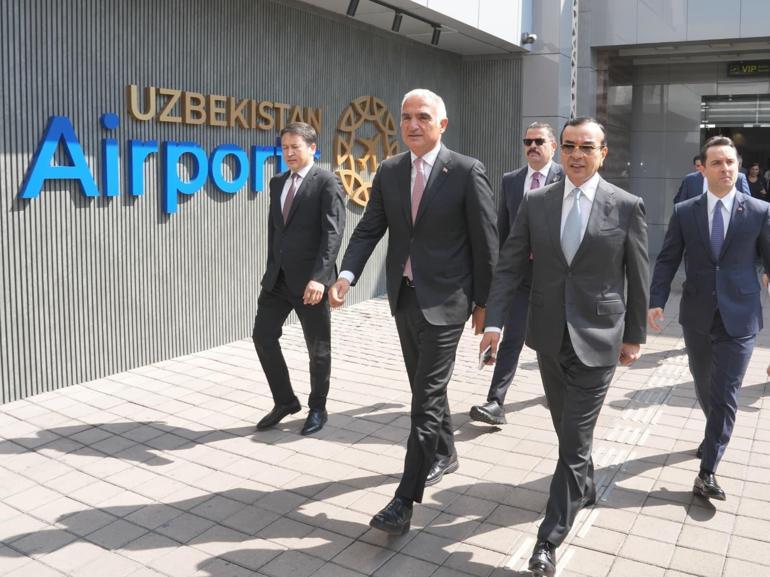Bakan Ersoy, Özbekistan’ın bağımsızlığının 35. yıl dönümünde Taşkent’te