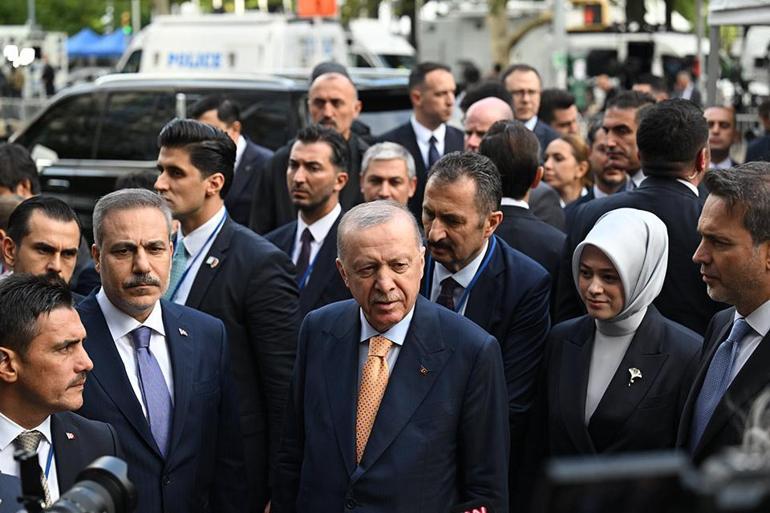 SON DAKİKA... Cumhurbaşkanı Erdoğan: Finansal sistemde ve Türkiye ekonomisinde risk yok