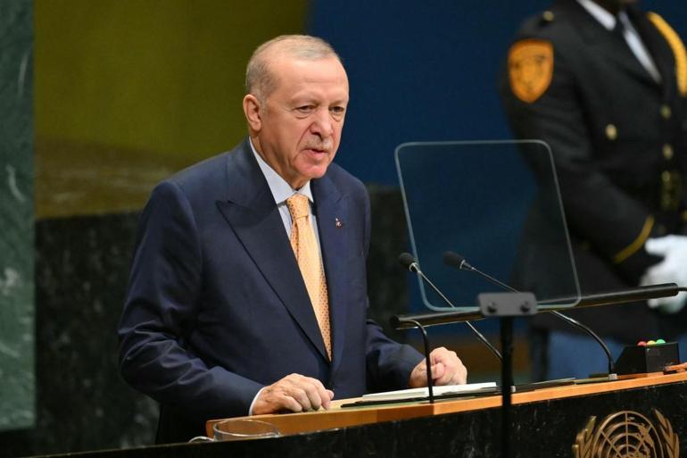 SON DAKİKA... Cumhurbaşkanı Erdoğan: Finansal sistemde ve Türkiye ekonomisinde risk yok