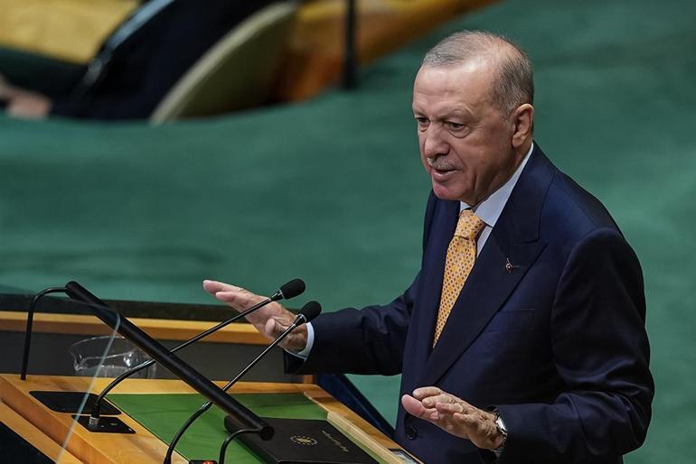 SON DAKİKA... Cumhurbaşkanı Erdoğan: Finansal sistemde ve Türkiye ekonomisinde risk yok