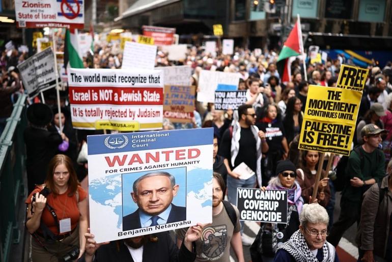 İran’dan Netanyahu’ya: BM kürsüsünde değil mahkeme salonunda konuşmalı