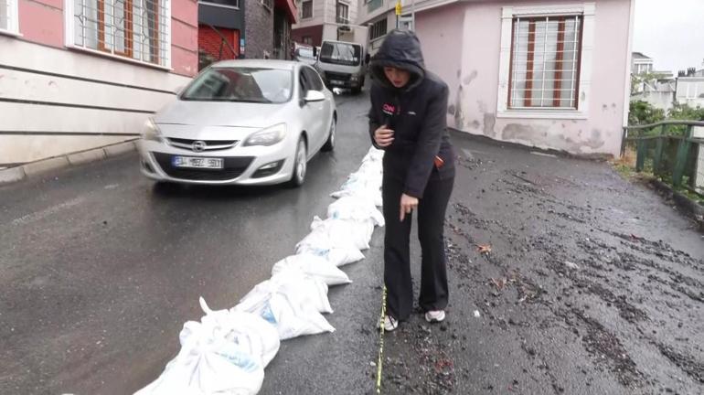 CNN TÜRK sahada: İstanbul ve Ankara’yı sağanak vurdu Toprak kayması ve su baskını
