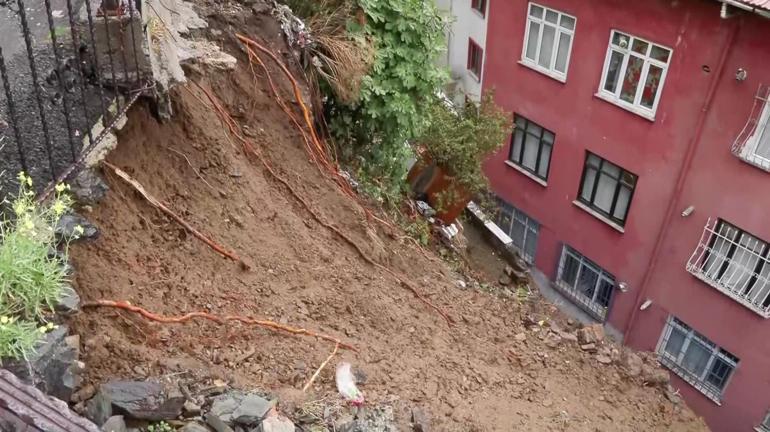 CNN TÜRK sahada: İstanbul ve Ankara’yı sağanak vurdu Toprak kayması ve su baskını