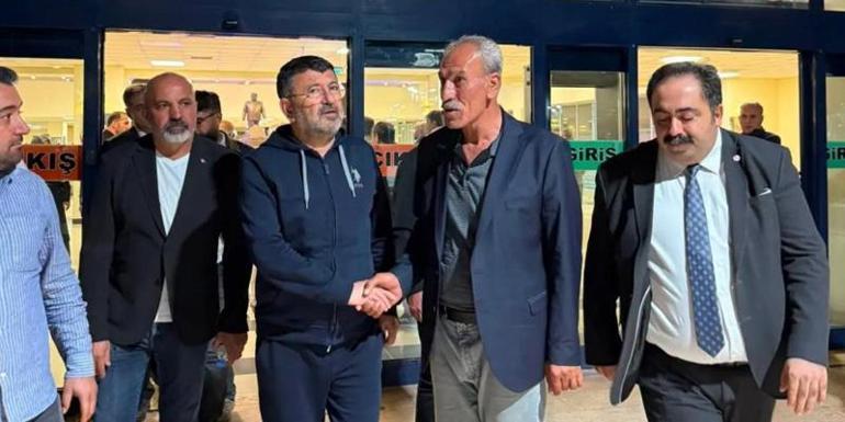 Veli Ağbaba hastaneden taburcu edildi
