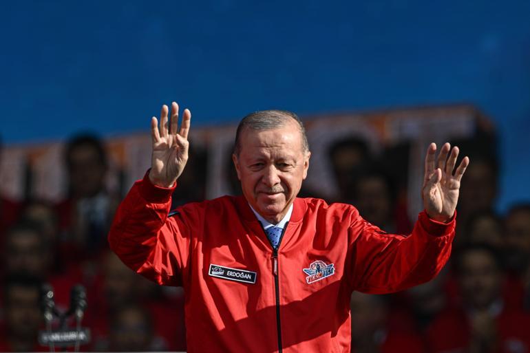 SON DAKİKA... Cumhurbaşkanı Erdoğandan TEKNOFEST Güneydoğuda açıklamalar: Türkiyenin geleceği emin ellerde