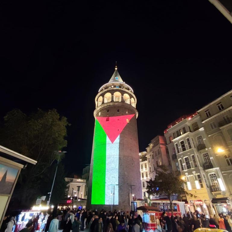 İstanbulun kalbinde Filistin için tek yürek Galata Kulesi Filistin bayrağıyla aydınlandı