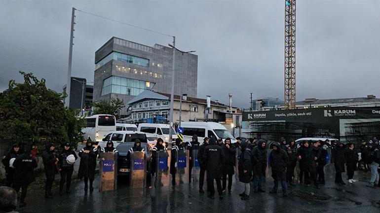 Polis ekipleri arama yapıyor