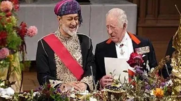 44 yıl sonra gerçekleşen ziyarette dikkat çeken anlar Kral Charles, Hazreti Muhammedin hadisini Arapça okudu