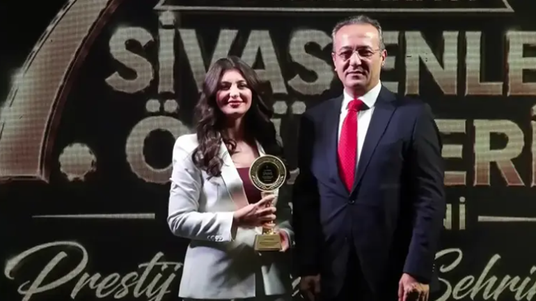 Demirören Medyaya Ödül Yağdı Yılın En İyileri Seçildi