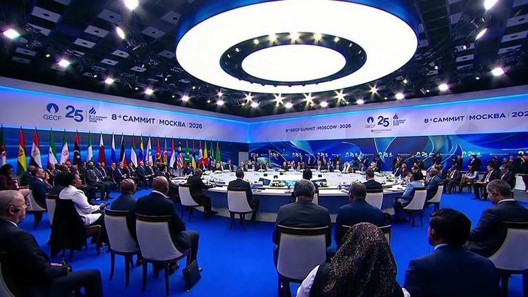 Putin: Başkası için kuyu kazan kendi düşer