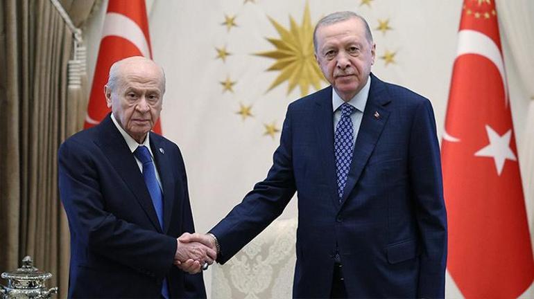 Beştepede 1 saat süren sürpriz zirve