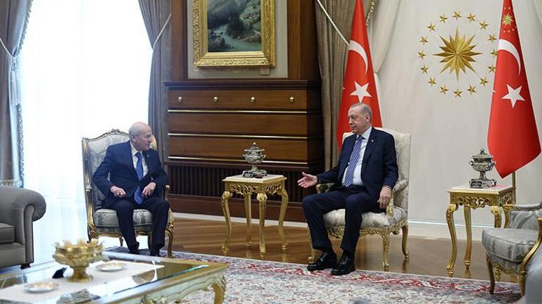 Beştepede 1 saat süren sürpriz zirve
