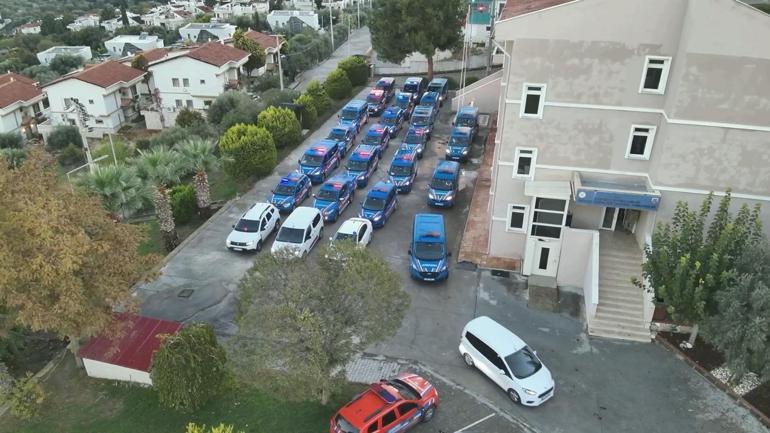 Kuşadası’nda uyuşturucu operasyonu: 45 gözaltı